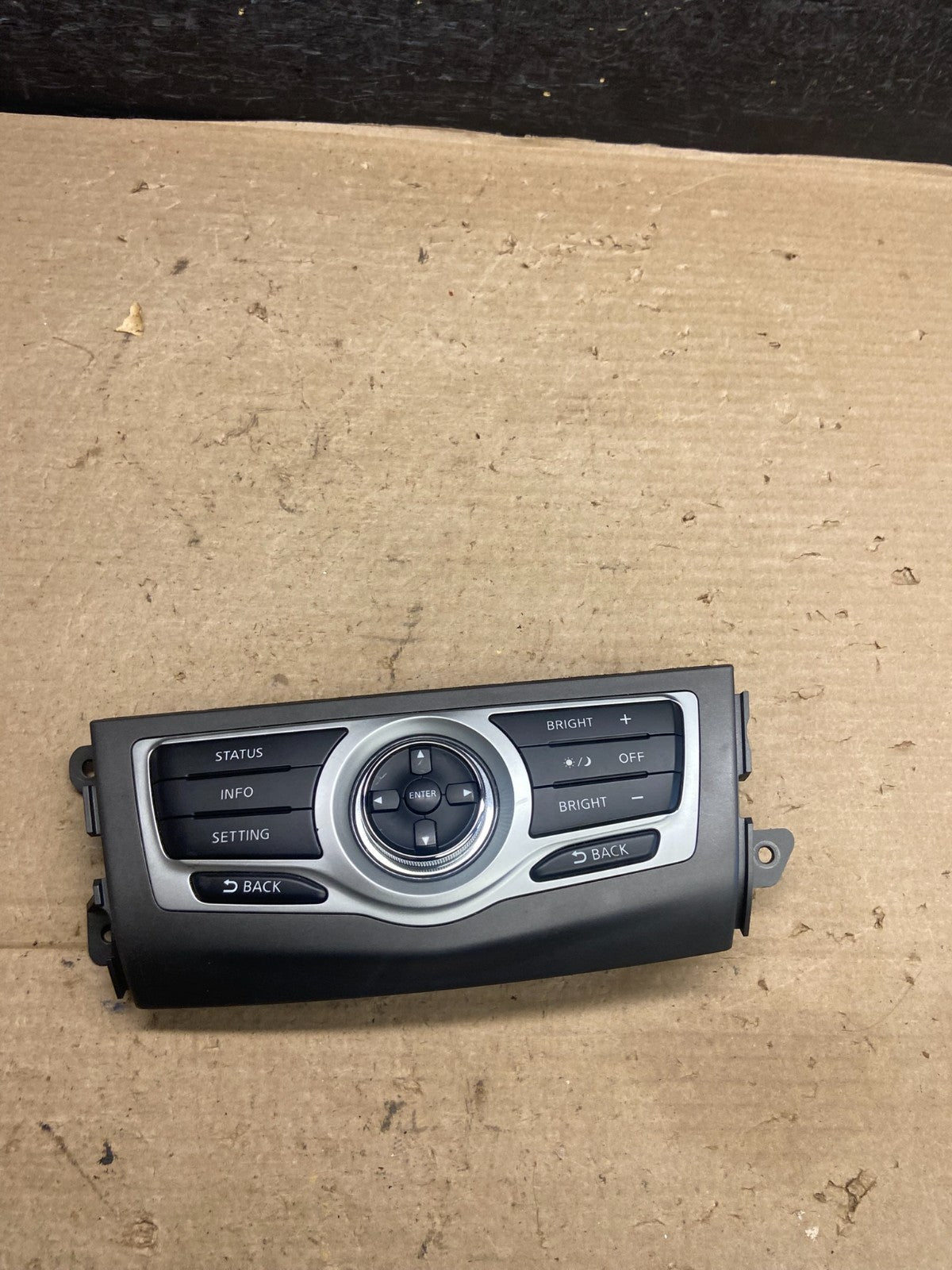 2009-2014 Nissan Murano AM FM Radio CD Control Panel AH5357 DG0