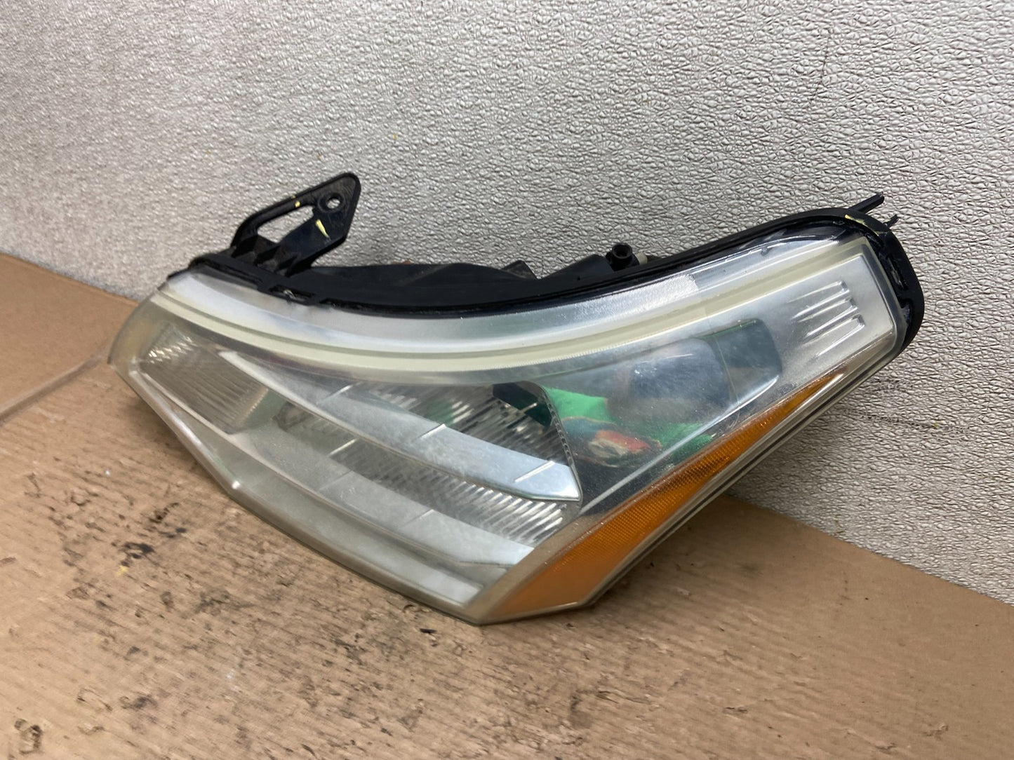 2008 2009 2010 2011 Ford Focus Left Driver Lh Headlight Halogen Oem AA9663 DW1