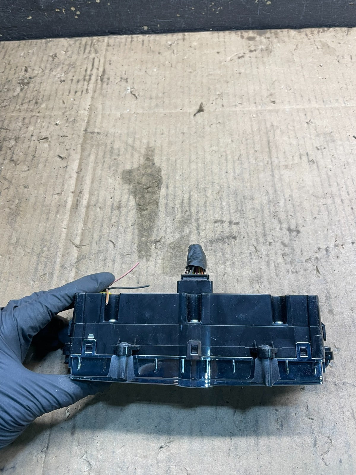 2007 2008 Hyundai Tiburon Digital Clock Display Fog Light Switch W7199 DG5