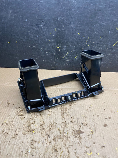 2013 to 2020 Nissan Pathfinder Center Dash Radio Trim Bezel  Surround V7454 DG4