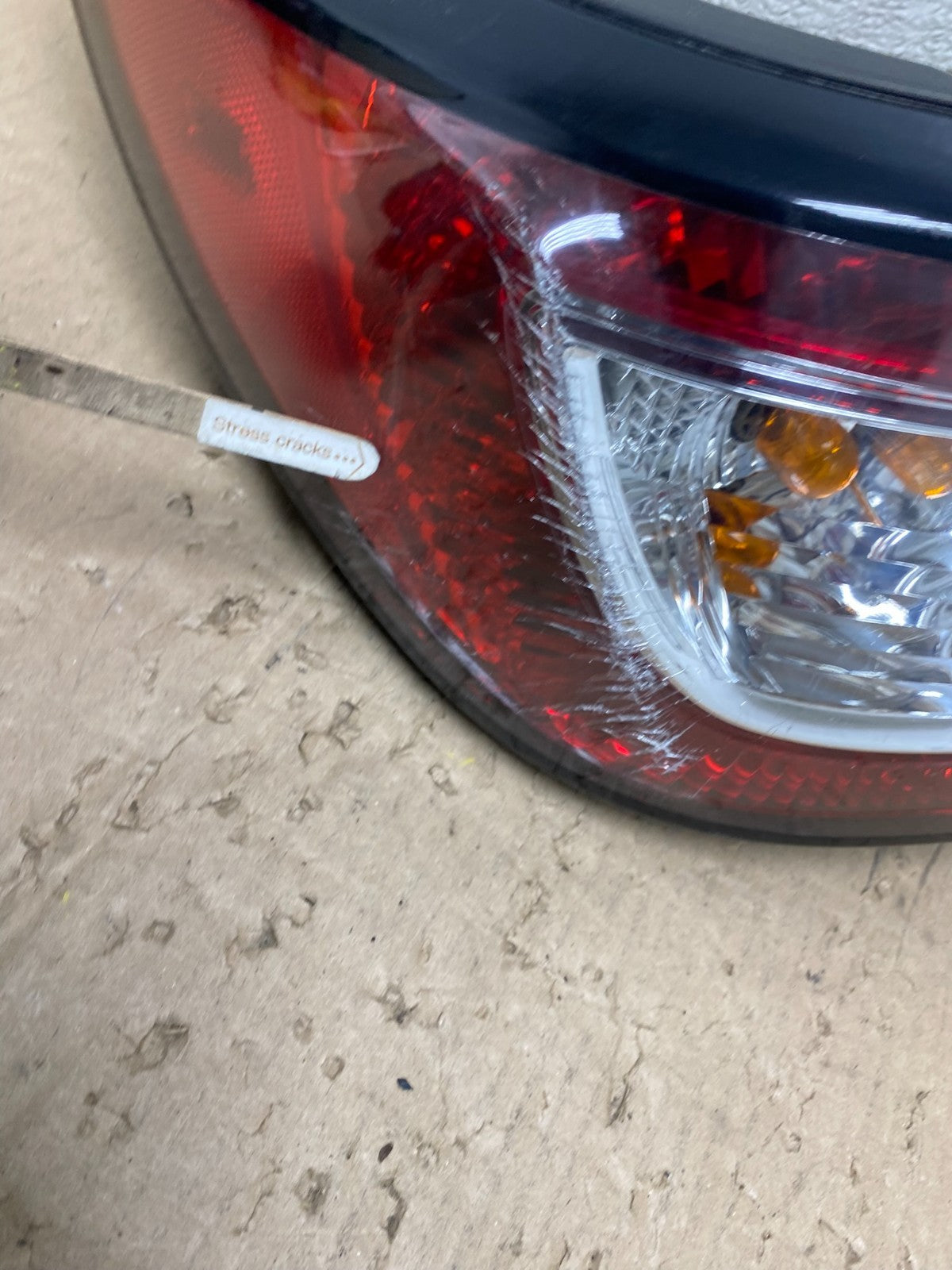 2013 to 2017 Chevrolet Traverse Left Driver LH Side Tail Light U1214 DW5