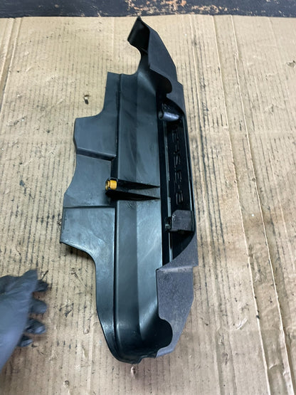 2008 to 2008 Audi  A6 3.2L Engine Motor Cover Oem s6051 DG7