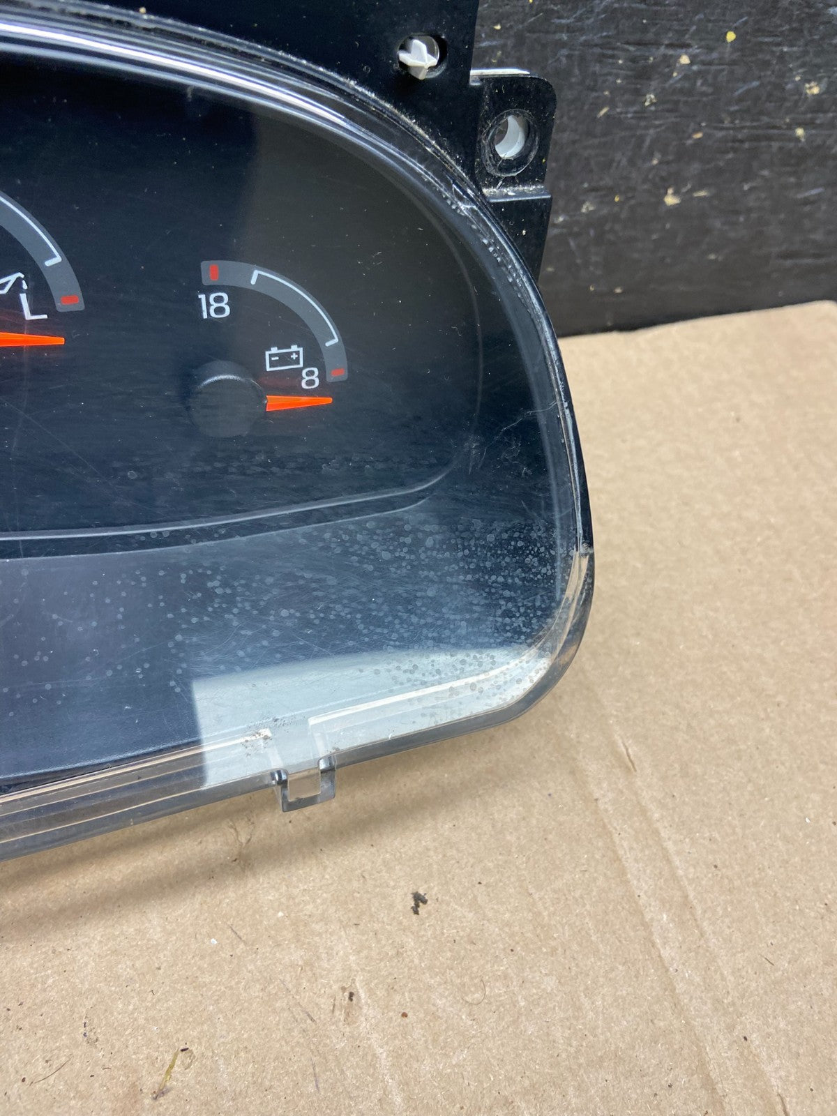 2001 - 2002 Ford Econoline E250 E350 Van Speedometer Instrument Cluster z0088 DG2