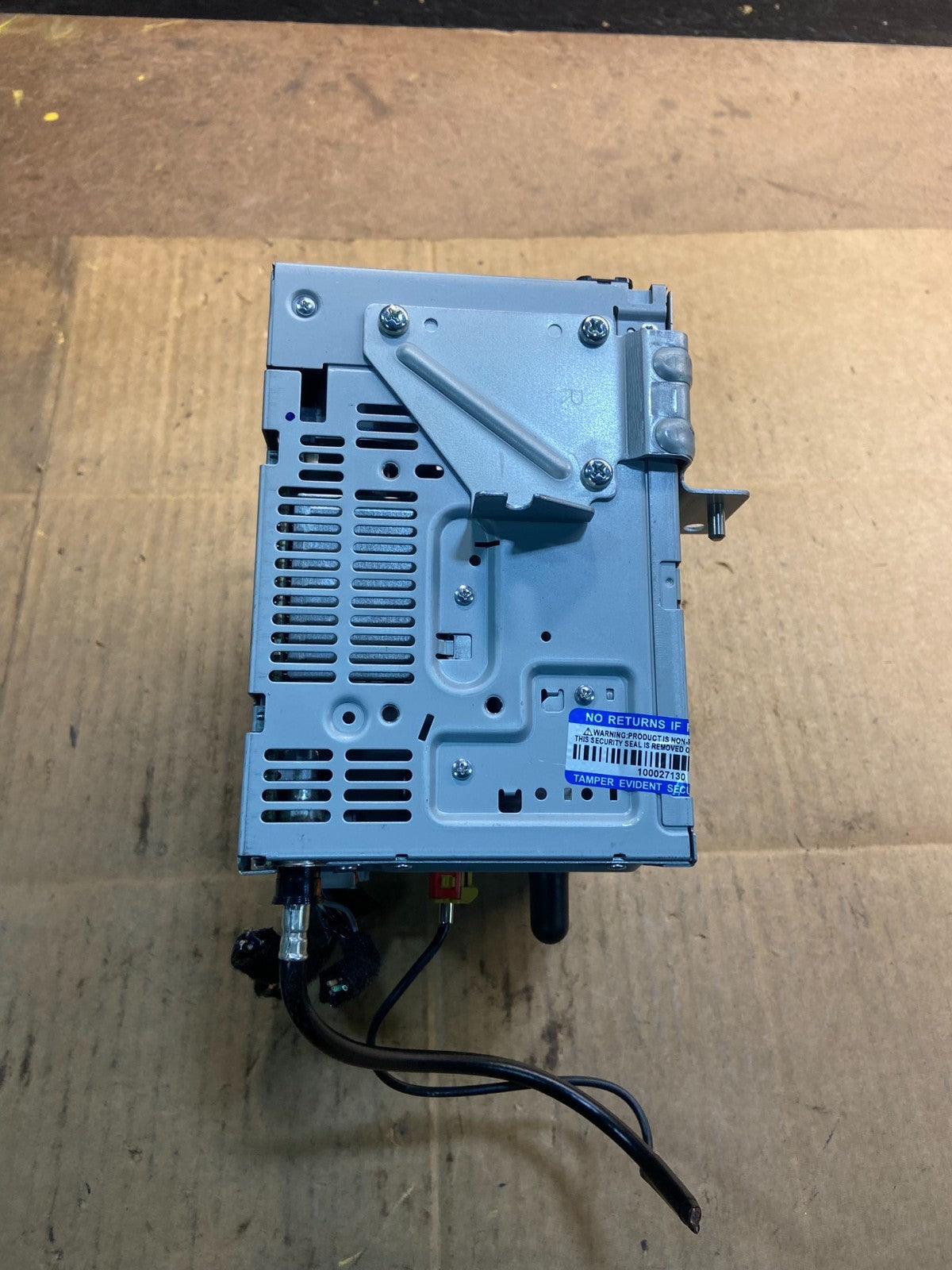 2011-2012 Ford Flex Dash AM/FM Radio CD Player CA8T-18D822-AA y7239 DG1