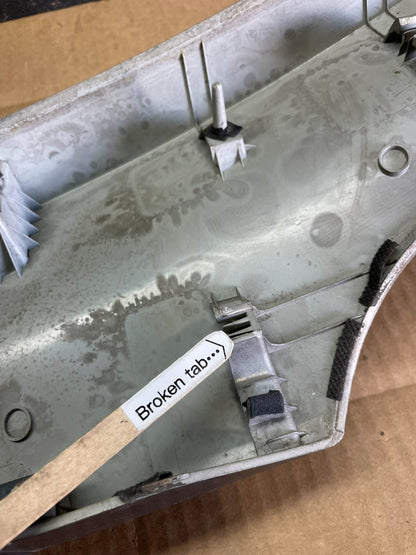 2011 to 2015 Hyundai Tucson Liftgate Tailgate Trunk Trim Molding AA8981 DG13