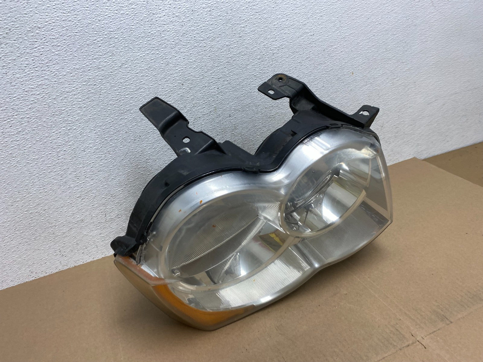2008-2010 Jeep Grand Cherokee Right RH Side Halogen Headlight AE6627 DW2