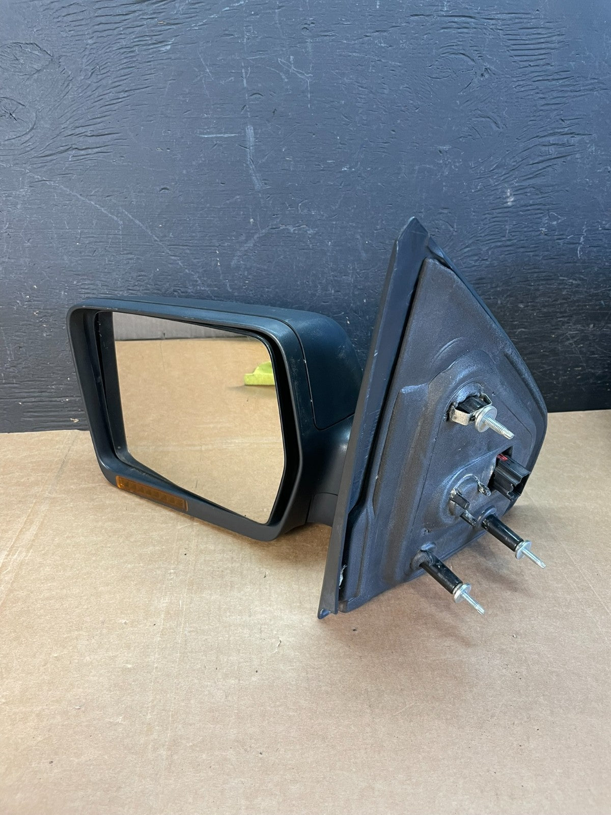 2004 to 2008 Ford F150 Left Driver LH Side View Door Mirror AE8292 DW2