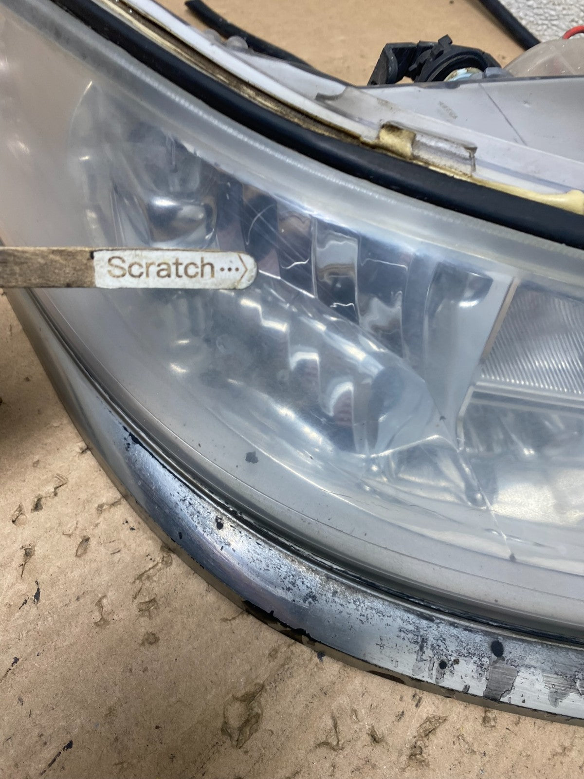 1997 - 1998 Lincoln Mark VIII 8 Right Passenger RH Side Headlight Oem r6615 DG3