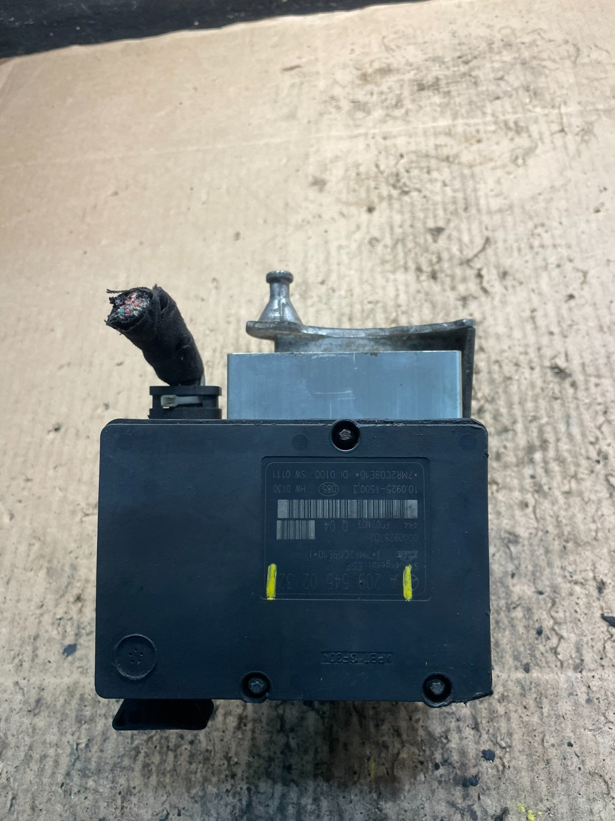 2002-2005 Mercedes W203 C230 CLK500 ABS Anti Lock Brake Pump Module S8428 DG4
