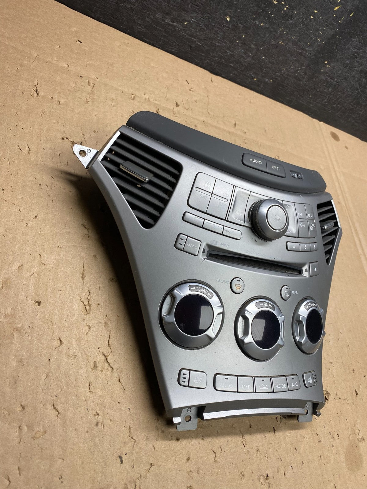 2006-2009 Subaru Tribeca Radio CD Player Climate Control Bezel Panel AJ1356 DG5