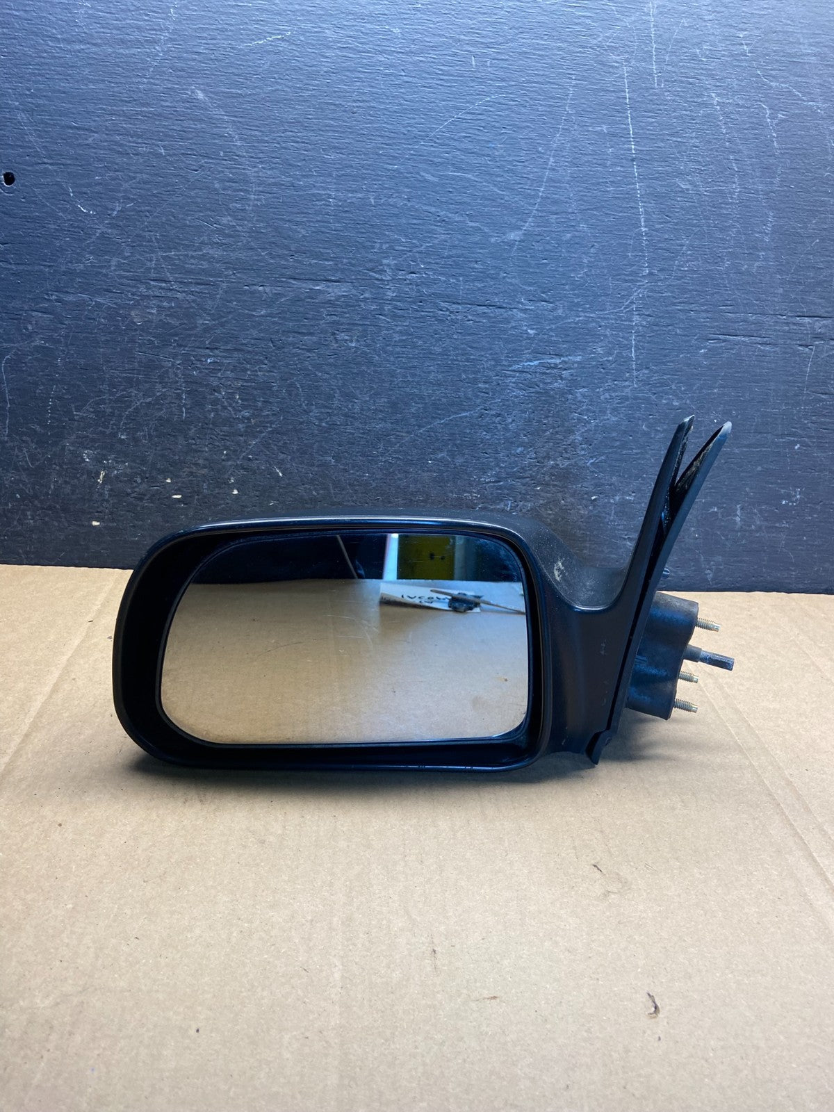 2000 to 2004 Toyota Tacoma Left Driver LH Side View Door Mirror AF9433 DG8