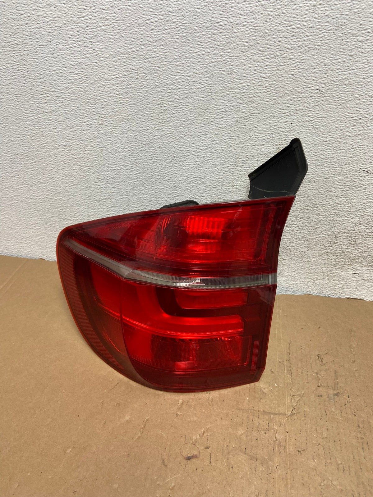 2011 2012 2013 Bmw X5 E70 Left Driver LH Tail Light AD7990 LK0