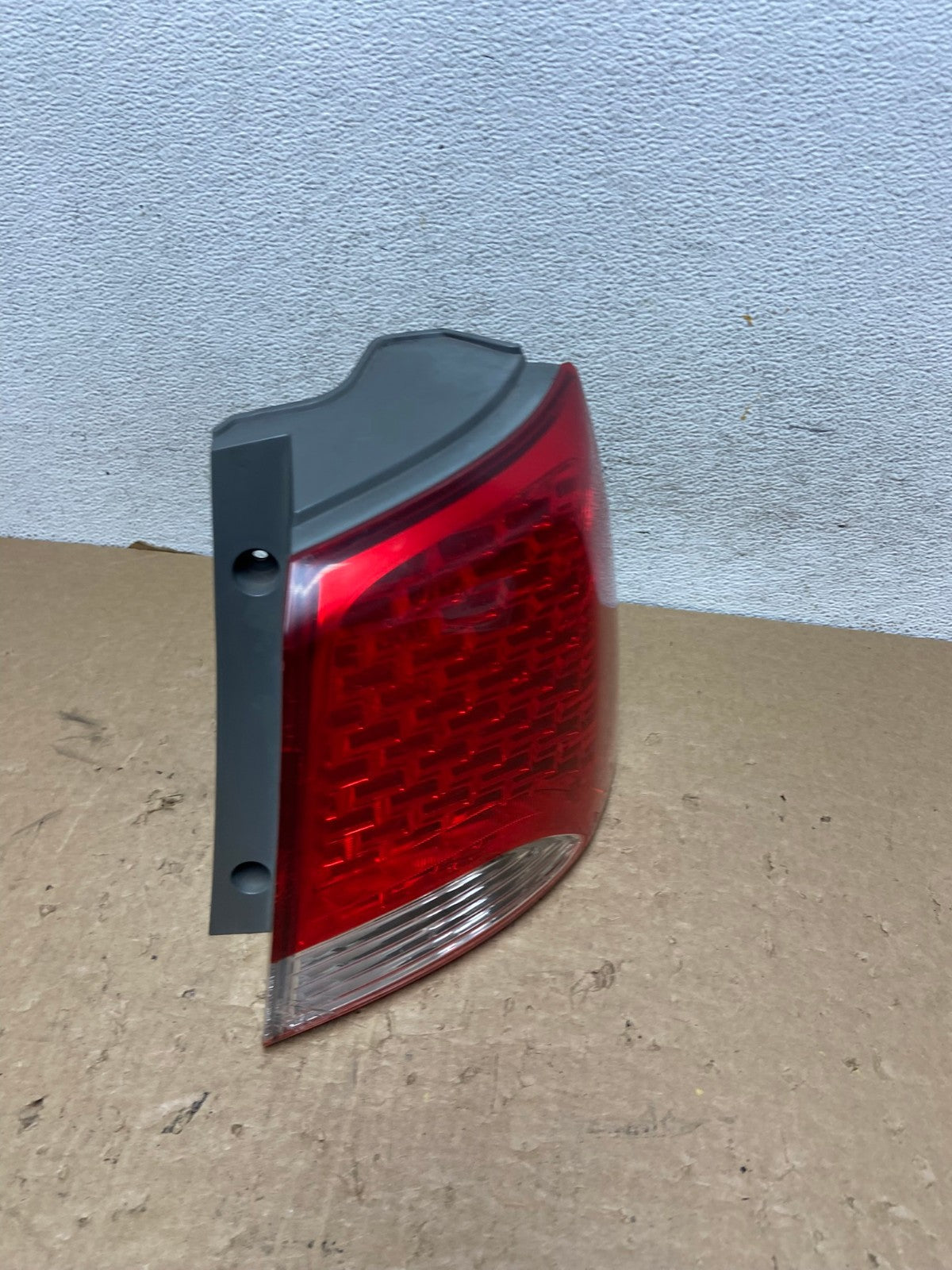 2010 2011 2012 Kia Sorento Right Passenger RH Side Tail Light AF8004 LK2