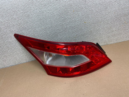 2009 2010 2011 Nissan Maxima Left Driver Lh Side Tail light OEM AB4974 LK0