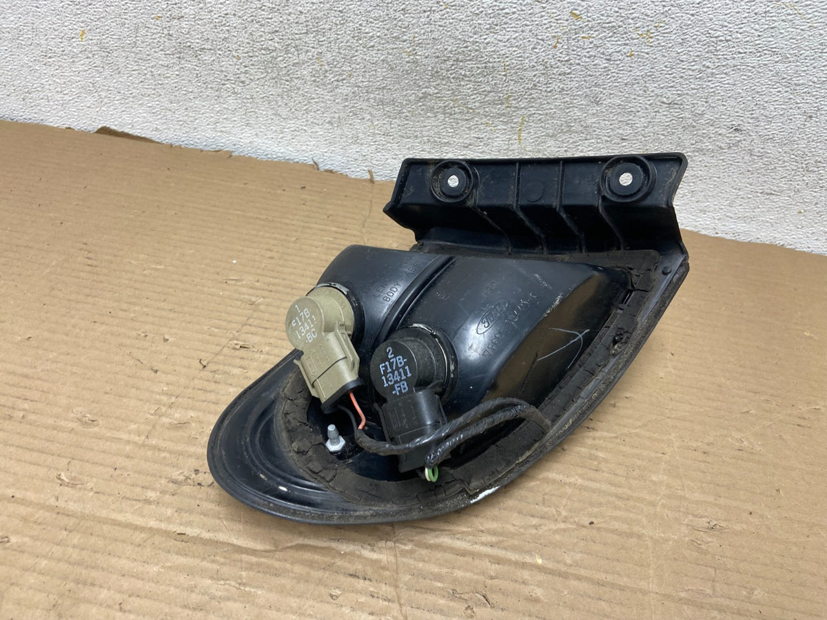 1996 to 1997 Ford Taurus Wagon Right Passenger Side Tail Light AH2606 DG5