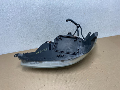 2004-2005 Toyota Sienna Right Passenger Halogen Headlight AG5928 DW9
