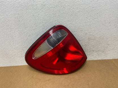 2004 to 2007 Dodge Grand Caravan Left Driver Lh Tail Light AE2968 LK0