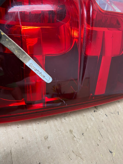 2008-2014 Chevrolet Tahoe Suburban Right Passenger Rh Tail Light AG8219 LK3