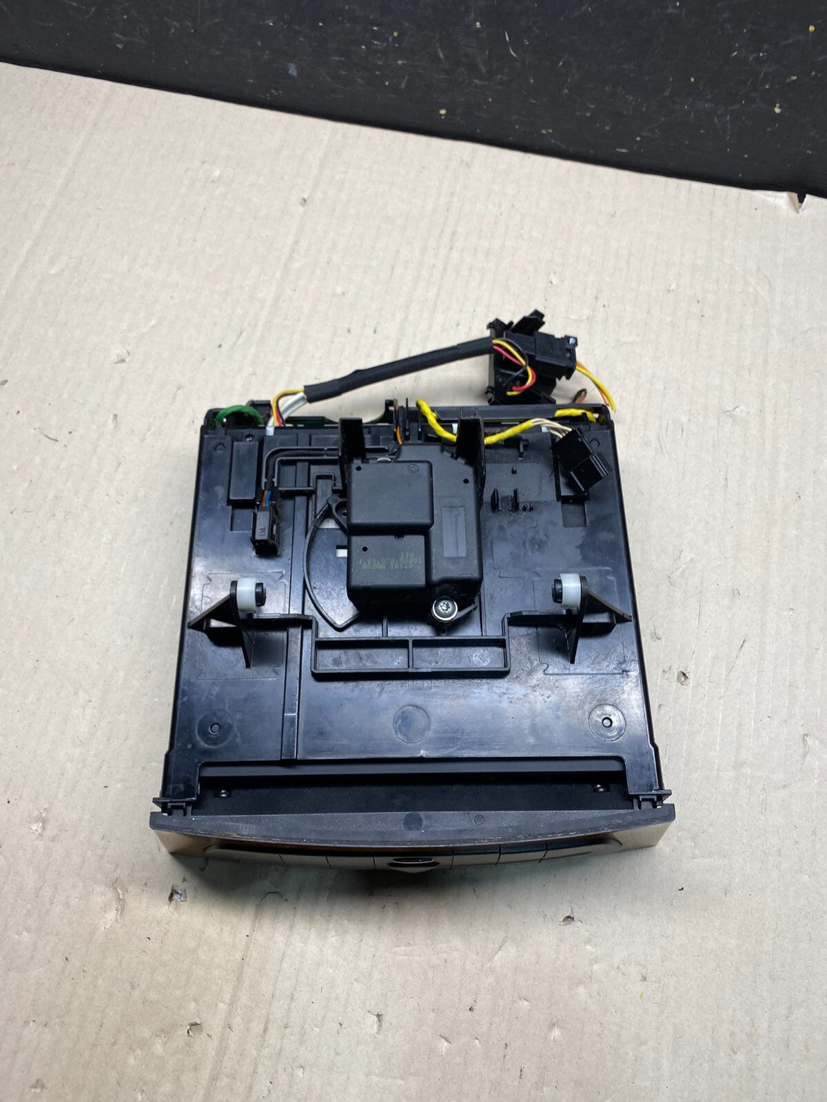 2007-2009 Mercedes CLS350 E350 E550 A/C Heater Climate Control Trim O1673 DG5