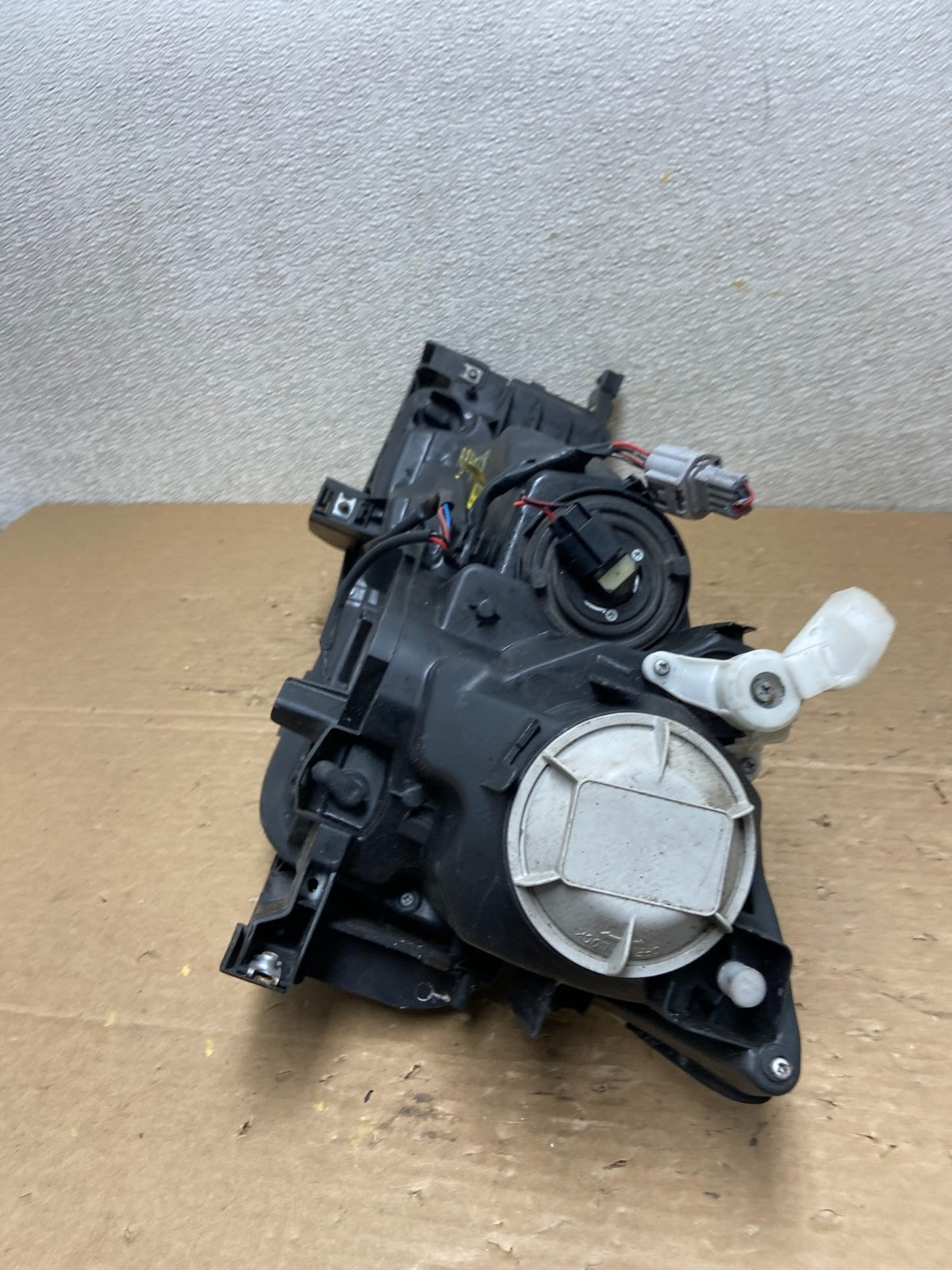2011 - 2013 Mazda 6 Right Passenger RH Side Halogen Headlight TYC AB4938 DW8