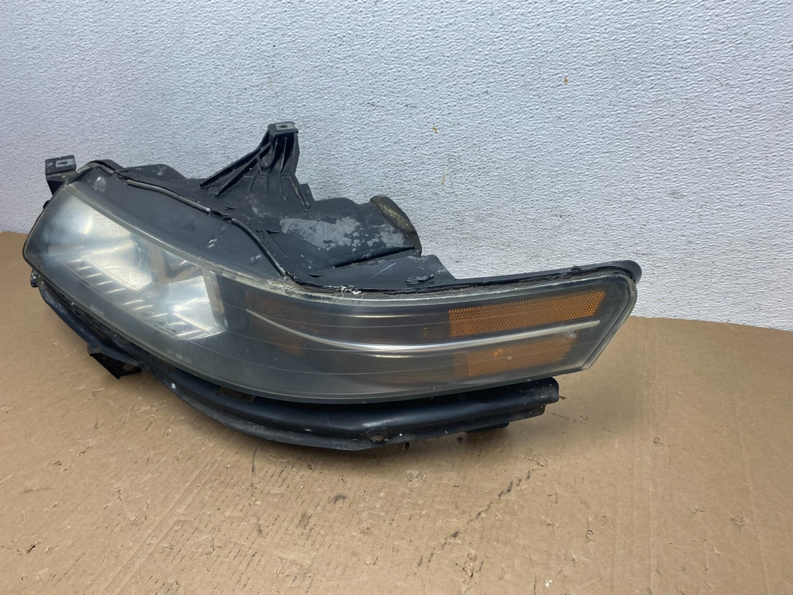 2004 2005 2006 Acura TL Headlight Left Driver LH Side Xenon HID AD8027 DG1