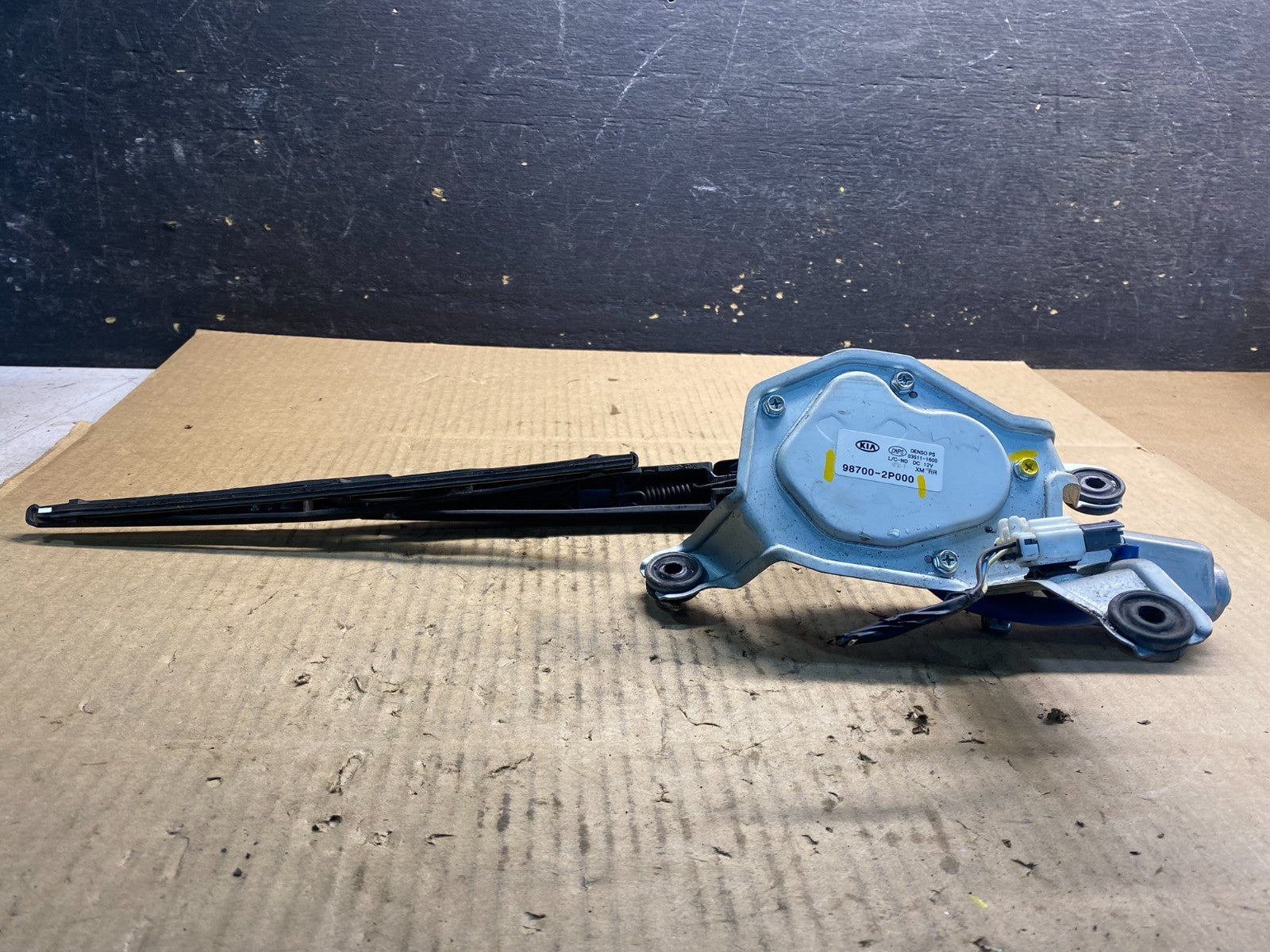2011 - 2013 Kia Sorento Rear Glass Windshield Wiper Motor Z4760 DG3