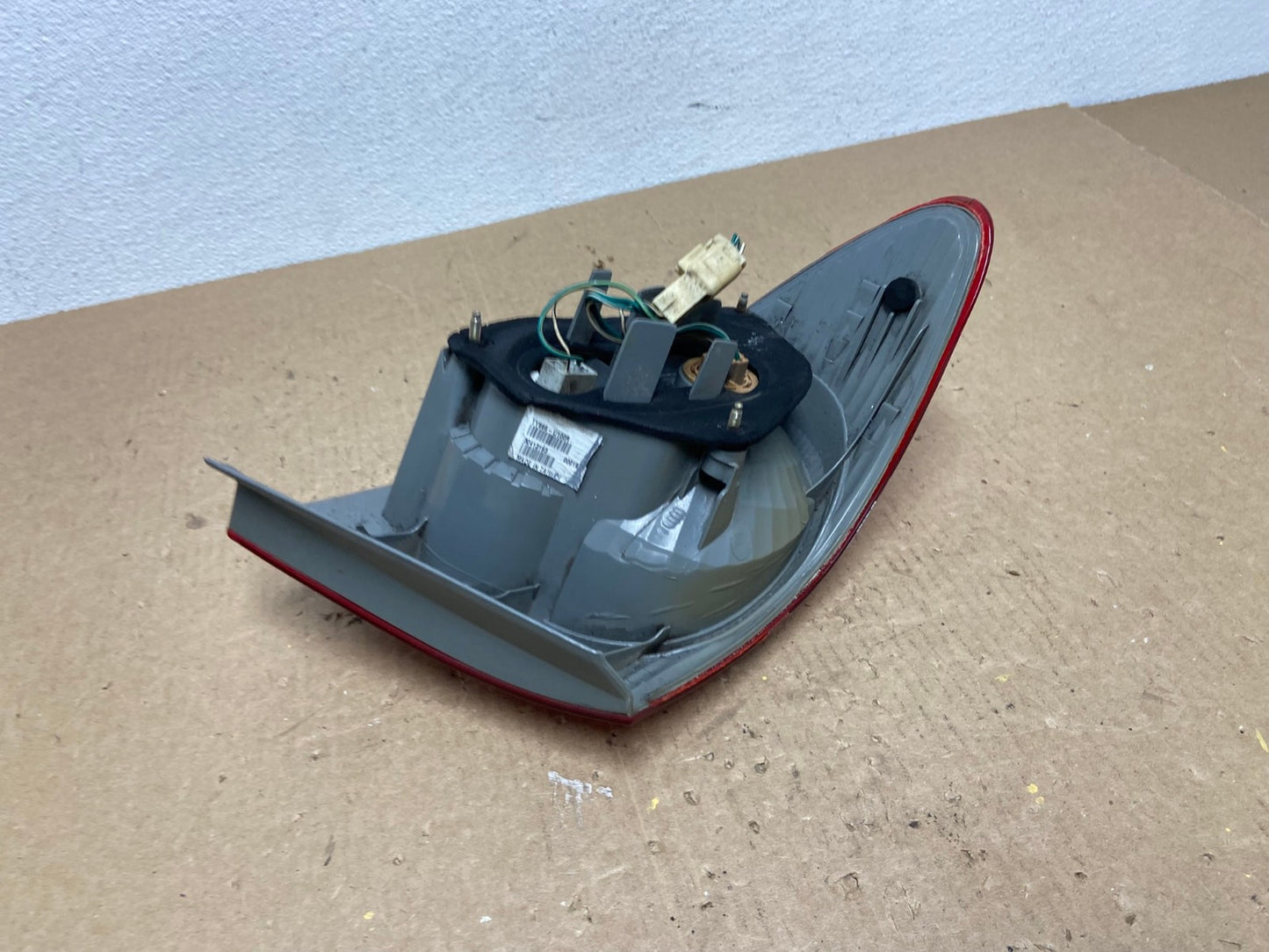 2006 - 2008 Toyota Corolla Right Passenger RH Side Tail light AC1043 LK5