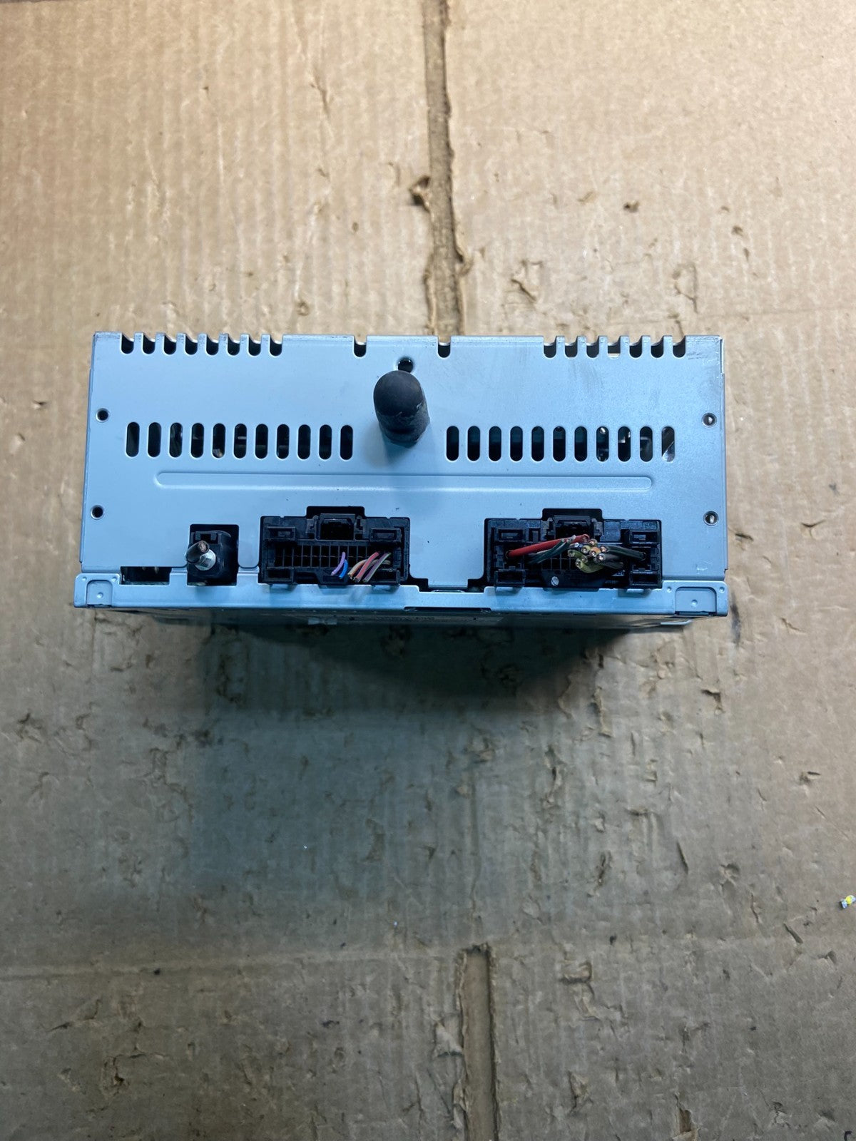 2016 to 2017 Ford Explorer Audio Equipment Radio Receiver AM FM CD Y7534 DG5