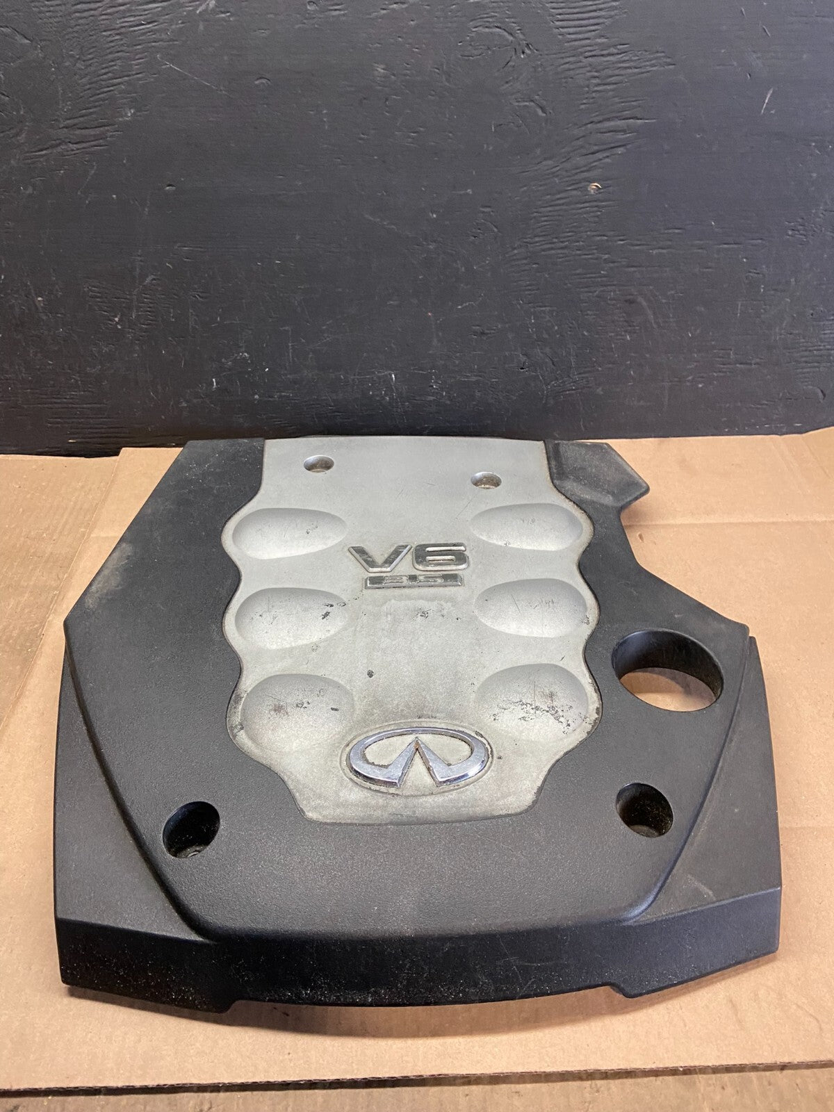 2003 to 2007 Infiniti FX35 M35 G35 V6 Engine Motor Cover OEM E8388 DG10