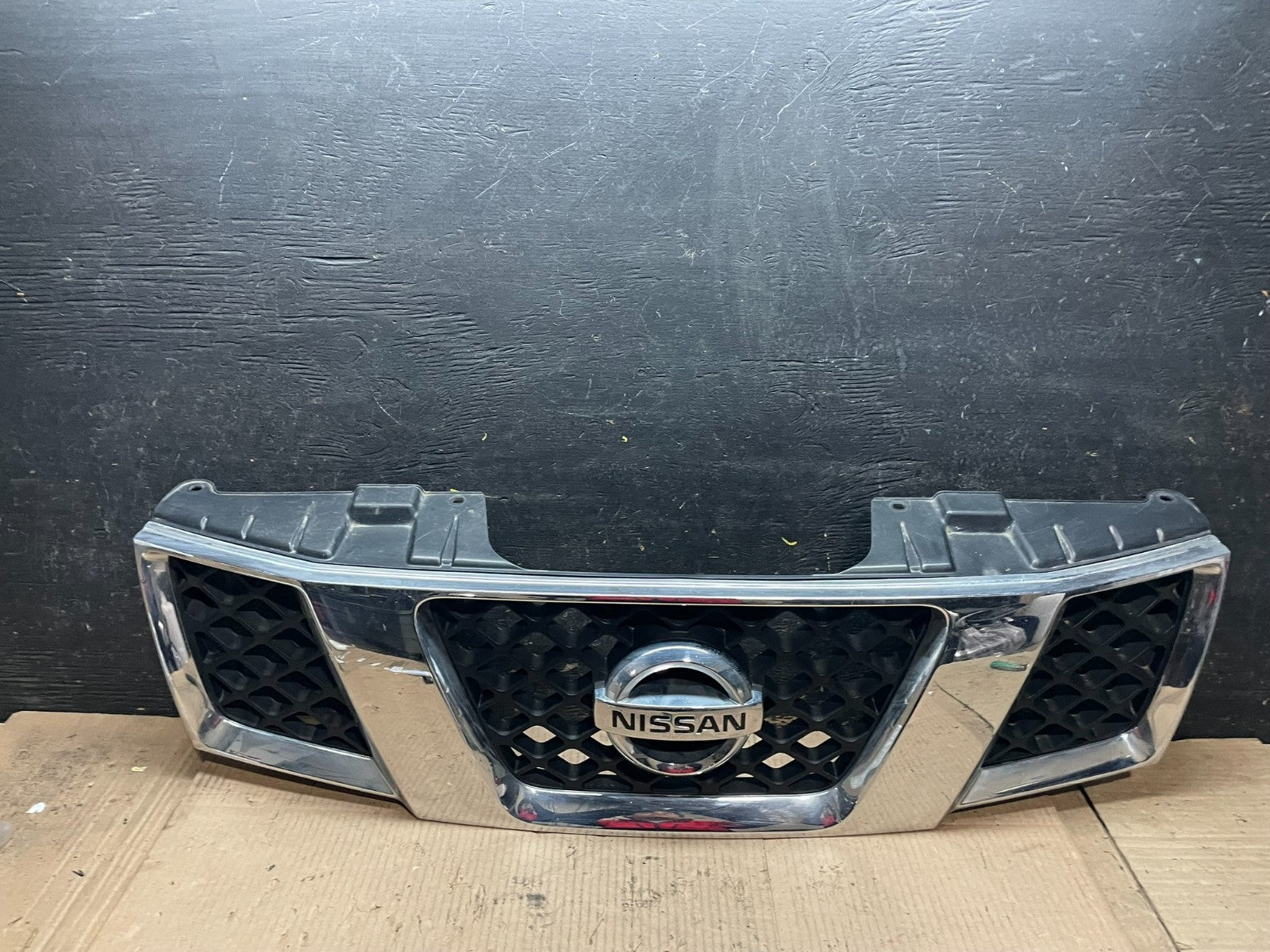 2005 2006 2007 Nissan Pathfinder Chrome Front Upper Grill Grille Oem W4651 DG0