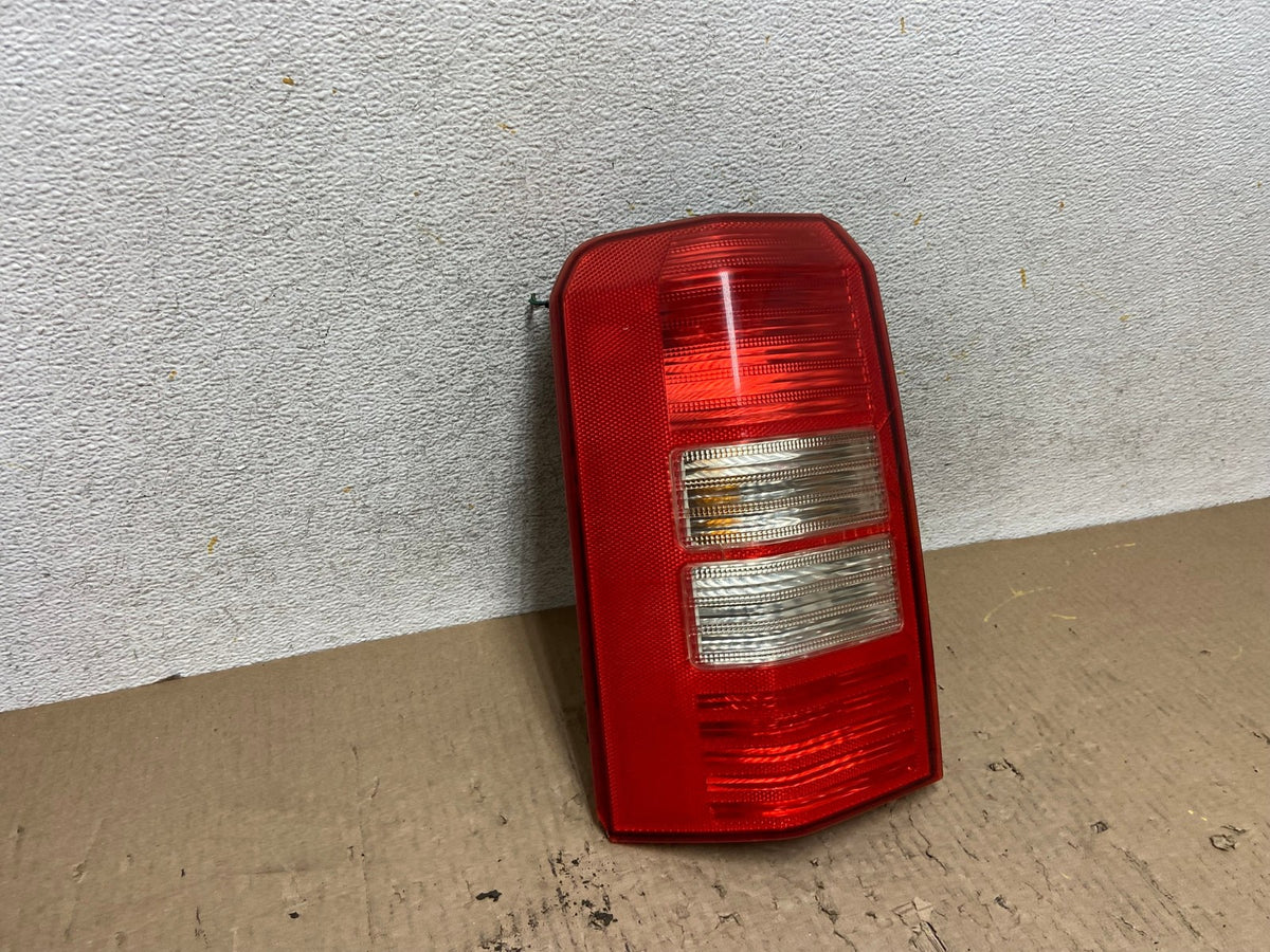 2008 to 2016 Jeep Patriot Left Lh Driver Side Tail Light AH6034 LK1