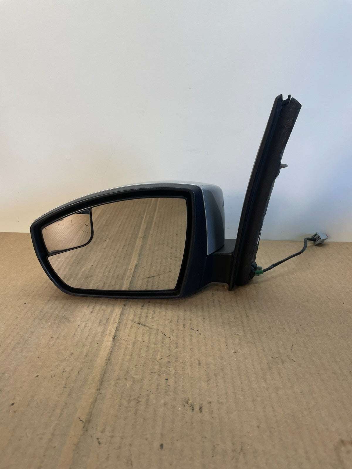 2013 to 2016 Ford C-Max Left Driver Side View Door Turn Signal Mirror AF5557 DG9