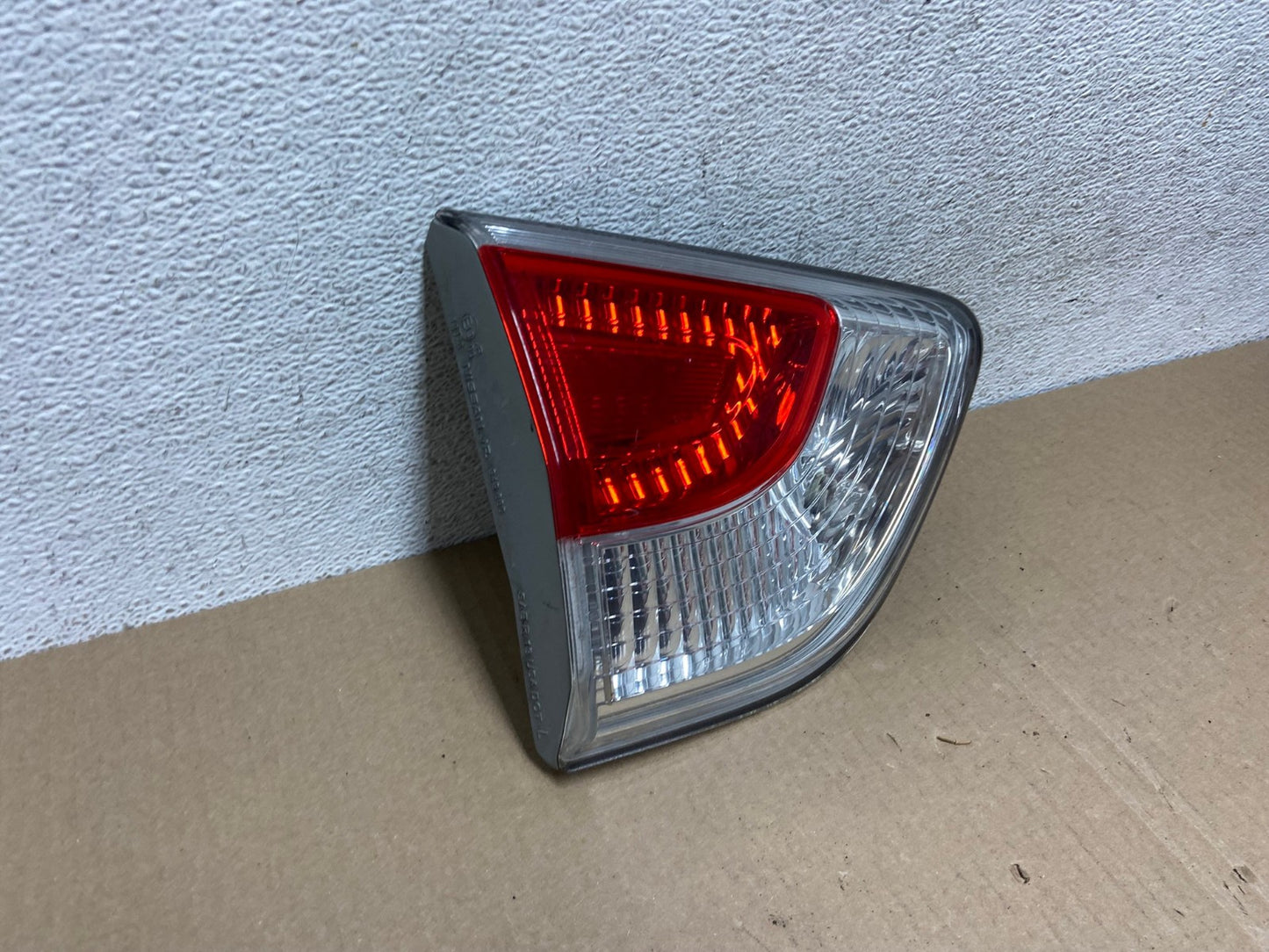 2013 to 2016 Nissan Pathfinder Left Driver Inner Tail light AE9450 LK2
