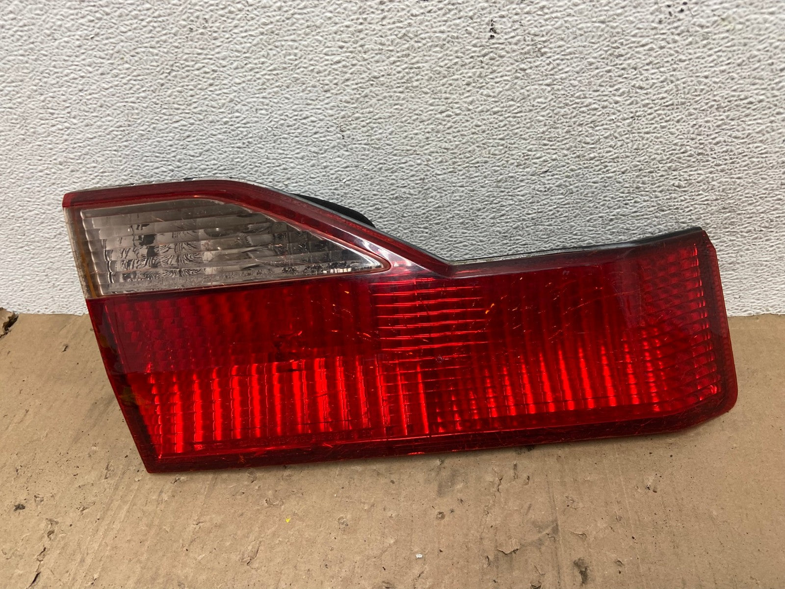 1998 to 2000 Honda Accord Left Driver LH Side Inner Tail Light AE9345 LK0