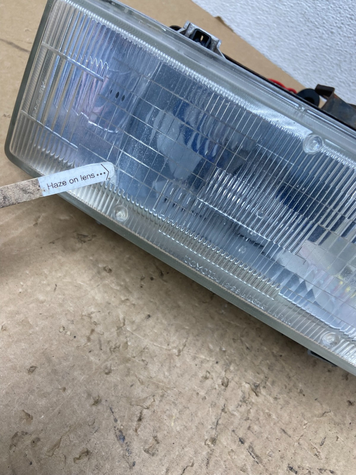 1988 to 1992 Toyota Corolla Right Passenger Side Headlight AG11423