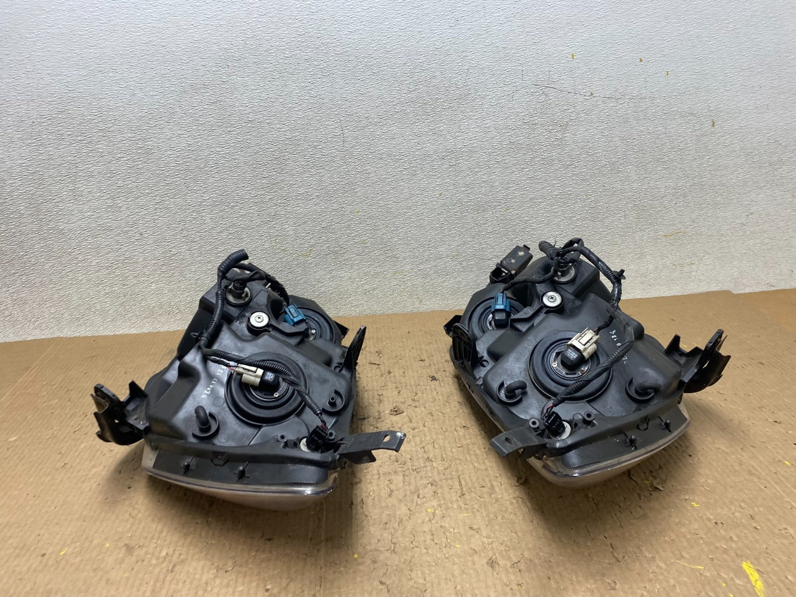 2005 2006 2007 Honda Odyssey Left+Right Set Halogen Headlights W8201 DW13