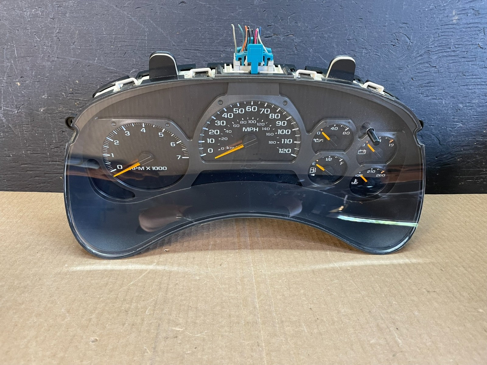 2002 to 2005 Chevrolet Trailblazer Speedometer Cluster Gauge af3610 DG0