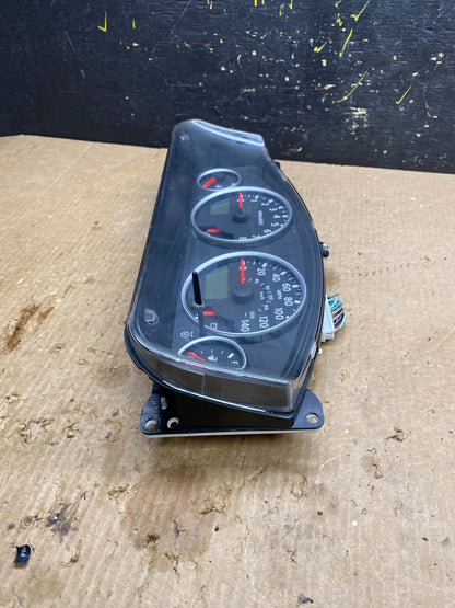 2005 Nissan Pathfinder Speedometer Cluster Gauge OEM  z4606 DG3