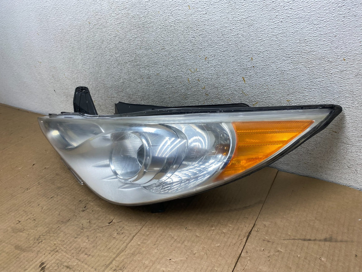 2011 - 2014 Hyundai Sonata Left Driver Lh Side Headlight Halogen AI8074 DW1