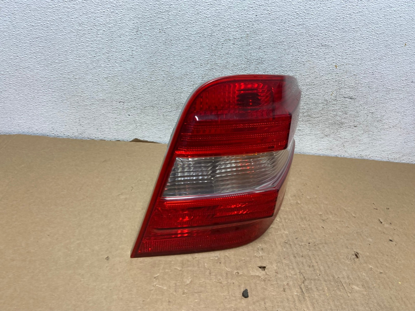 2006 - 2008 Mercedes ML 350 Ml-Class Right Passenger Tail Light AF7417 LK2