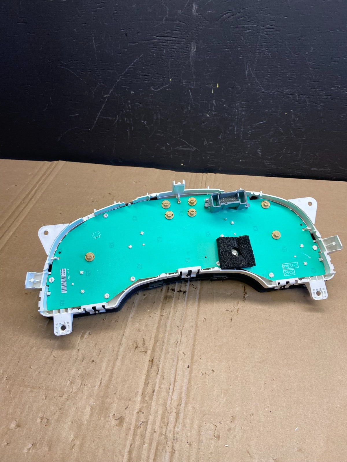 2006 - 2007 Saturn Vue Speedometer Cluster Gauge Oem AB8892 DG4
