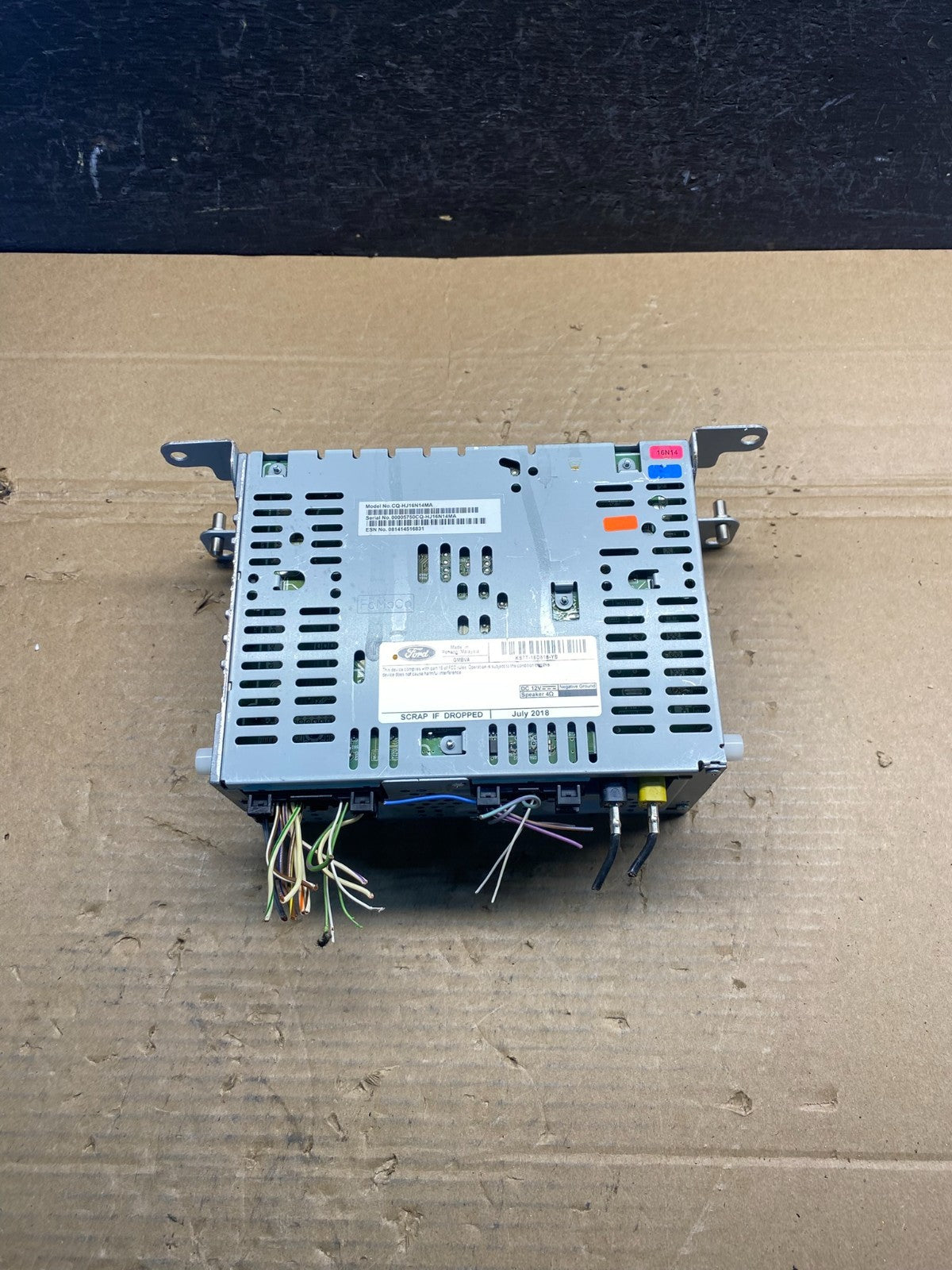 2019 2020 Ford Fusion Radio Audio Receiver AM FM CD MP3 AD6572 DG4