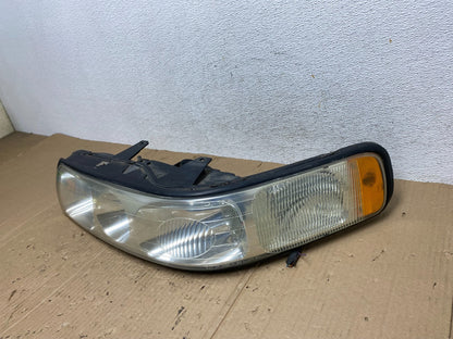 1998 to 2004 Cadillac Seville Left Driver LH Side Headlight AE9047 DW1