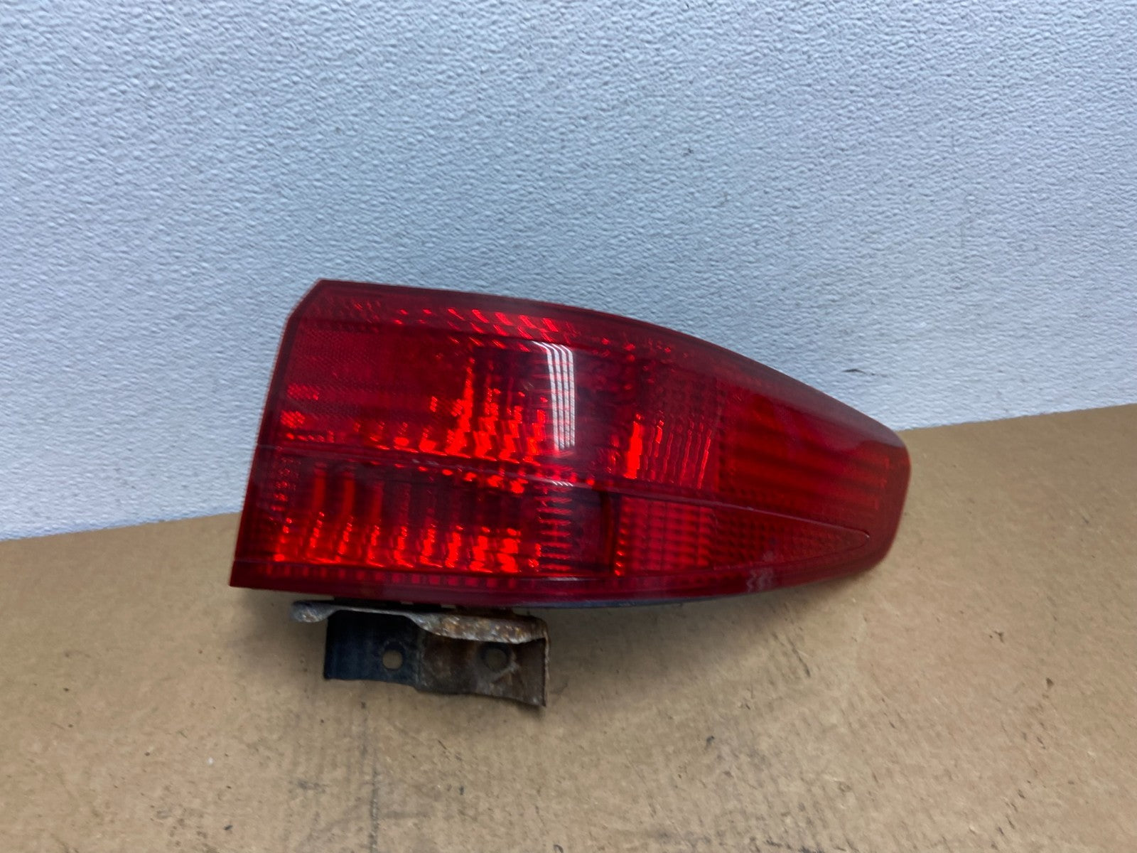 2005 Honda Accord Right Passenger Rh Side Tail Light Oem AC3175 DW0