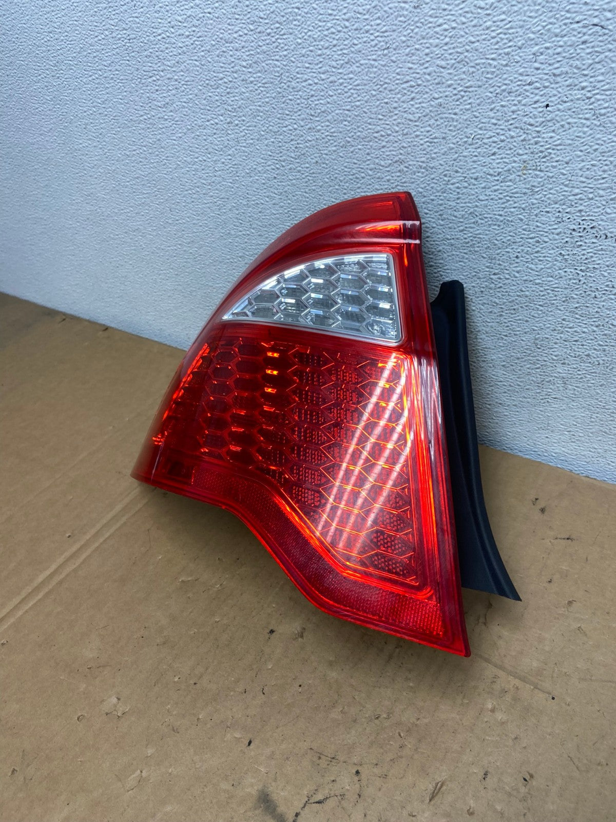 2010 2011 2012 Ford Fusion Left Driver LH Side Tail Light AD2784 LK1