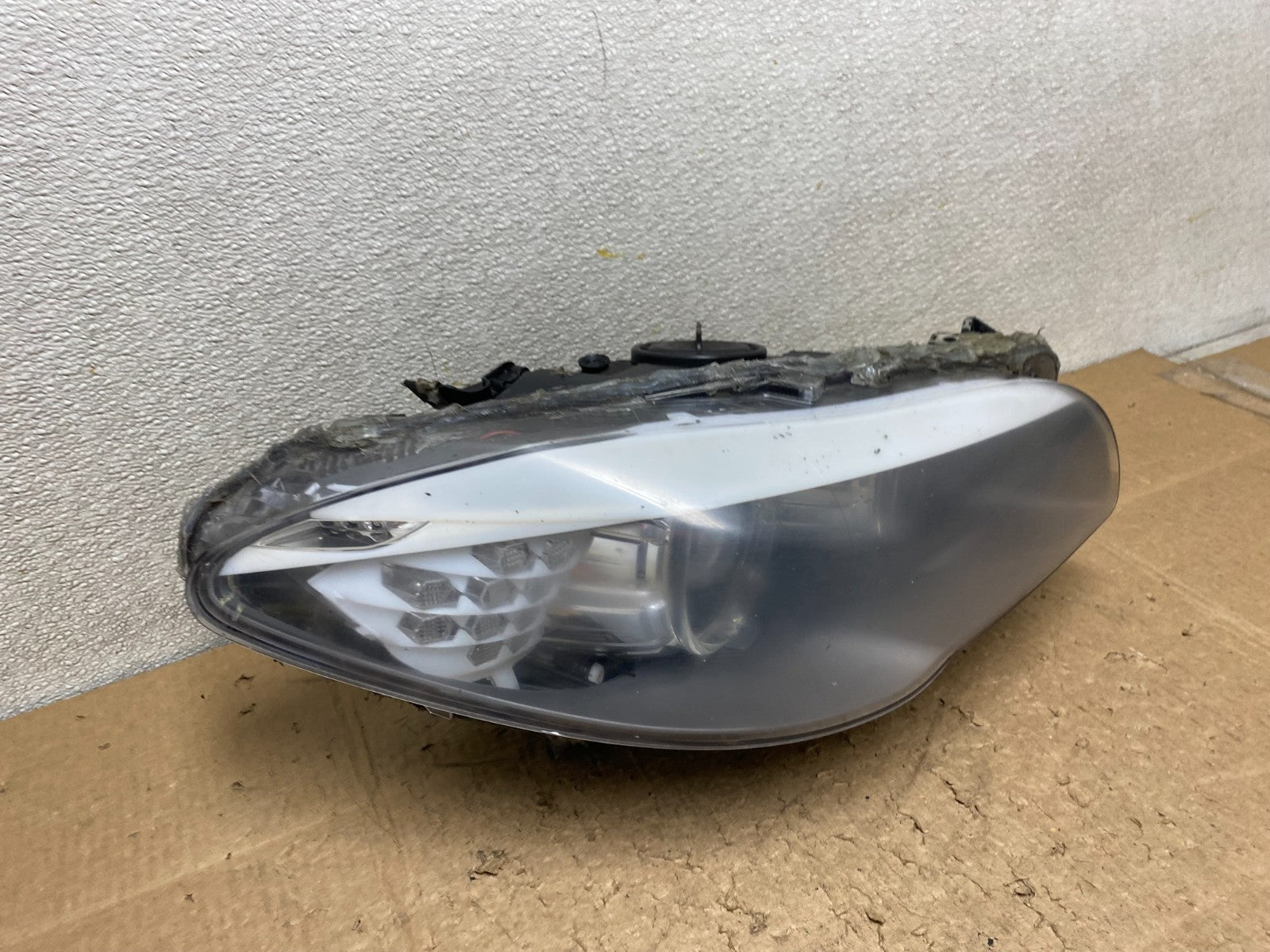 2011-2013 BMW 5 Series F10 Right Passenger Xenon HID AFS Headlight DEPO Z1168 DW2