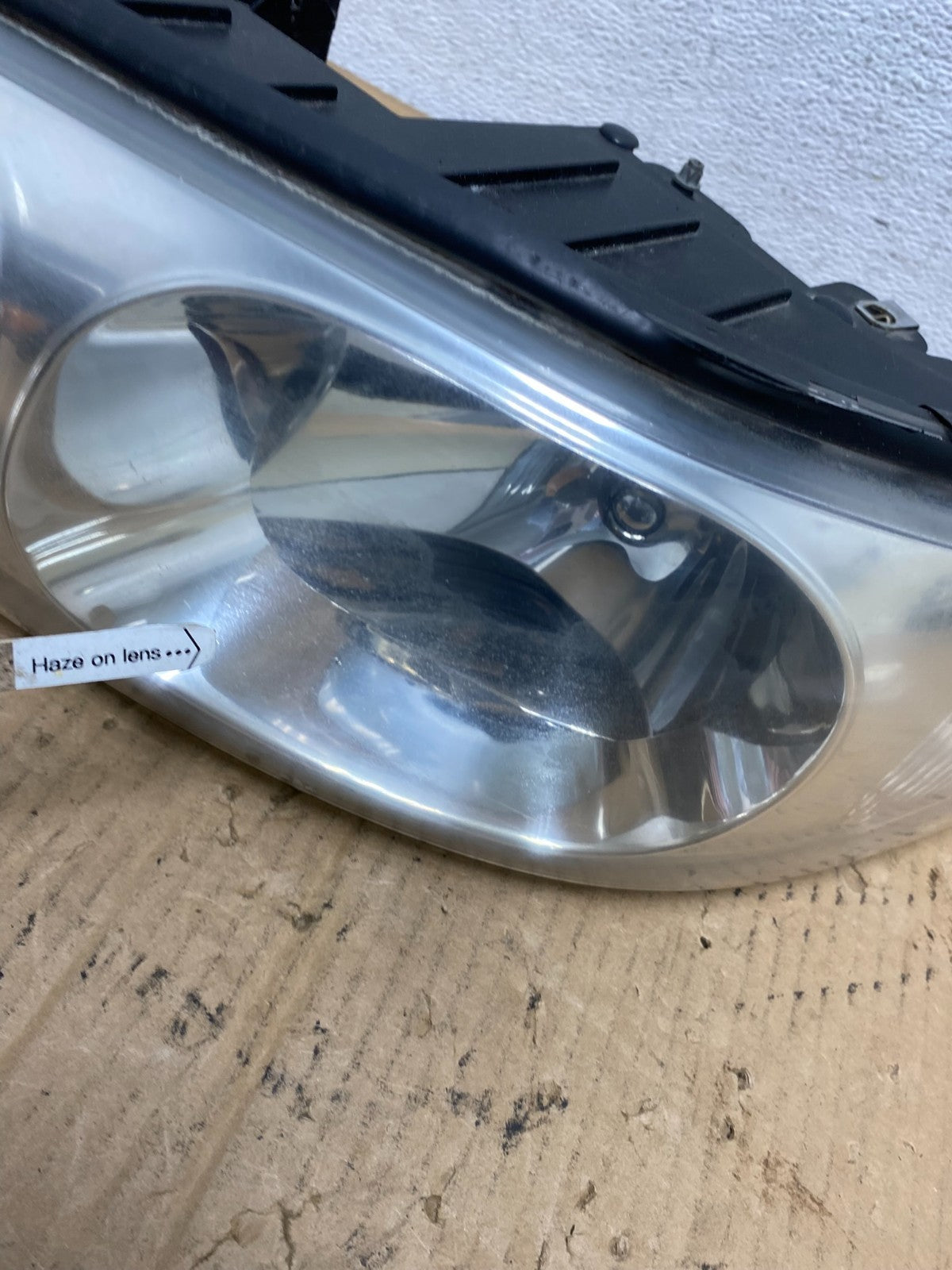 2000 to 2005 Buick Lesabre Headlight Left Driver Lh Side Halogen AD1092 DW4