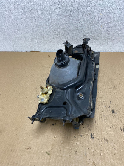 1987 to 1991 Toyota Camry Drivers Left Driver Side Headlight AG24657
