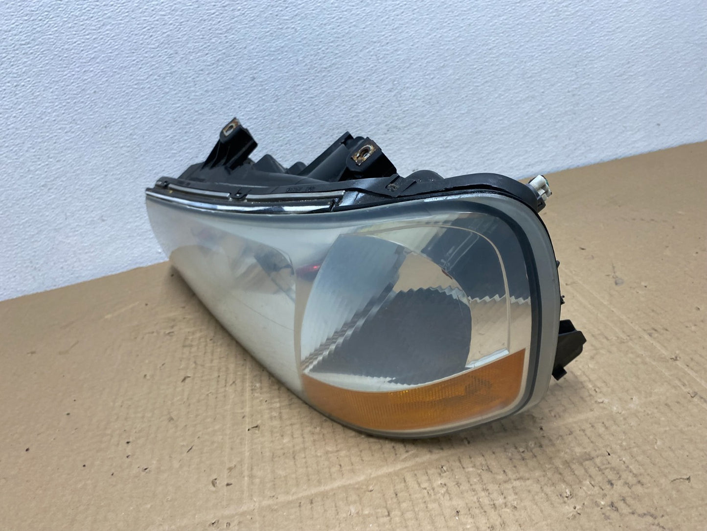 2002 to 2003 Acura TL Driver Left LH Side HID Xenon Headlight OEM AC3865 DW1