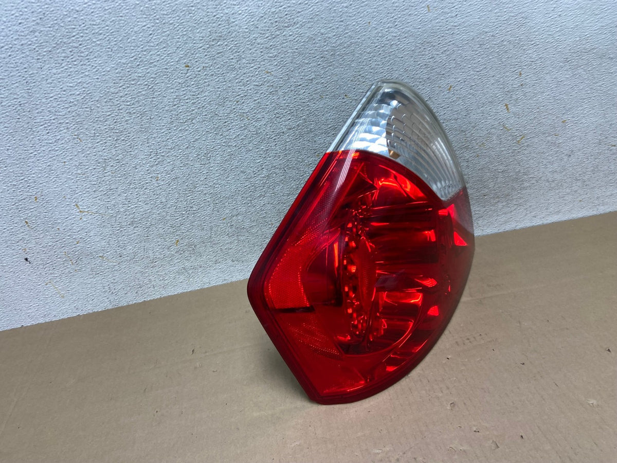 2006 2007 Infiniti M35 M35X M45 Left Driver LH Side Tail Light AI1414 LK2